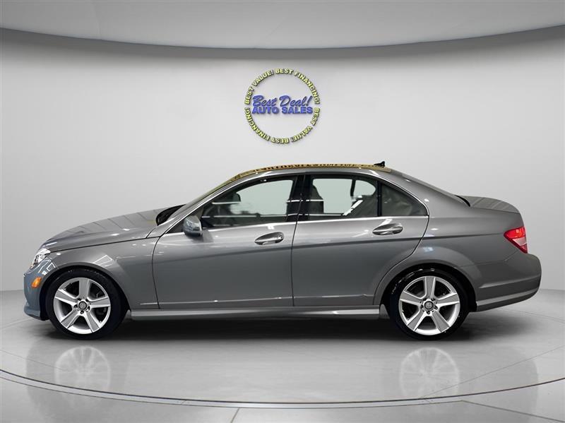Mercedes-Benz C-Class C300 4MATIC Sport 2011