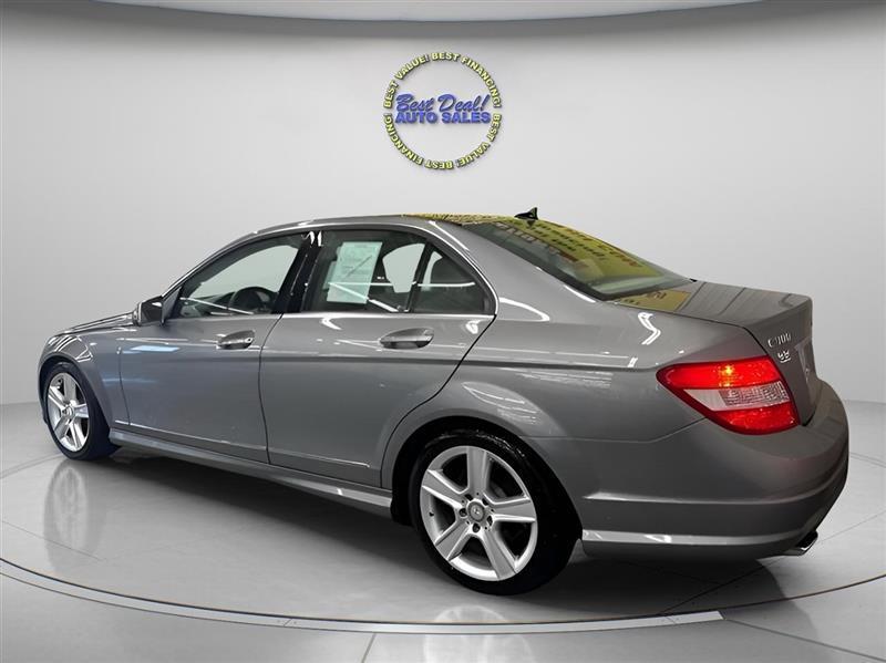 Mercedes-Benz C-Class C300 4MATIC Sport 2011