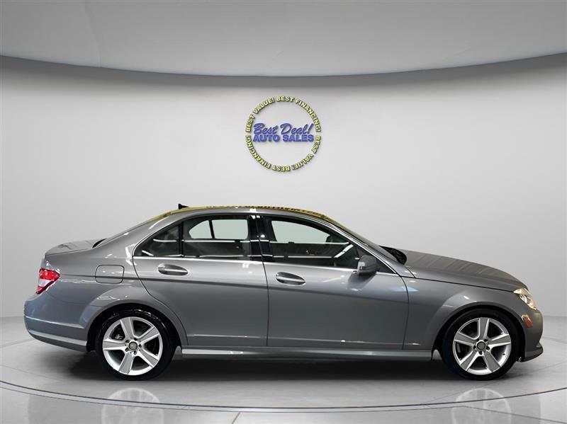 Mercedes-Benz C-Class C300 4MATIC Sport 2011