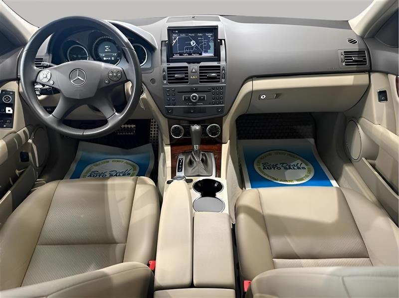 Mercedes-Benz C-Class C300 4MATIC Sport 2011