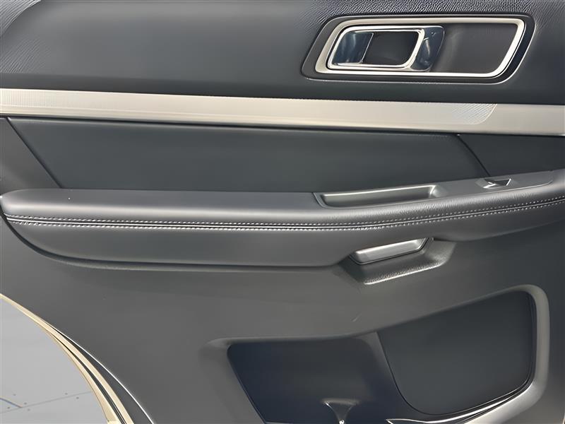 Ford Explorer AWD 4dr V6 XLT 2017