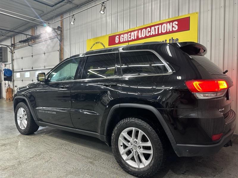 Jeep Grand Cherokee Laredo 4WD 2017