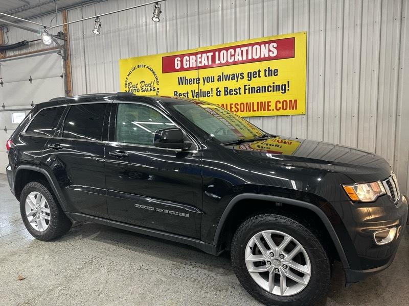 Jeep Grand Cherokee Laredo 4WD 2017