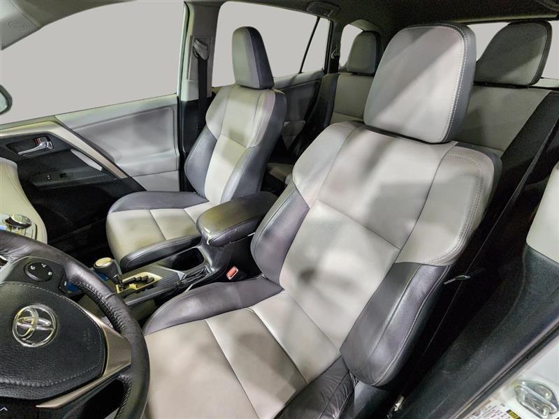 Toyota RAV4  2013
