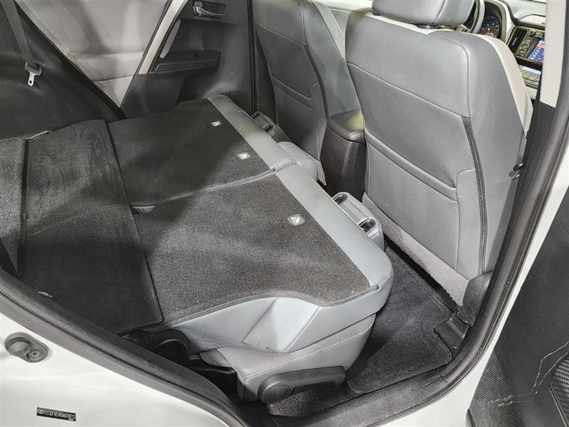 Toyota RAV4  2013
