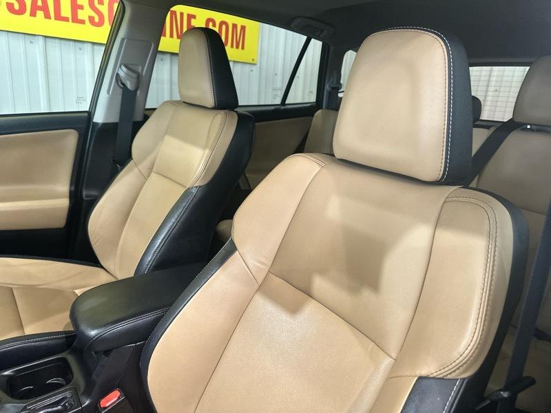 Toyota RAV4 Limited AWD 2018