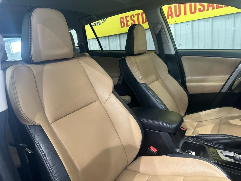 Toyota RAV4 Limited AWD 2018