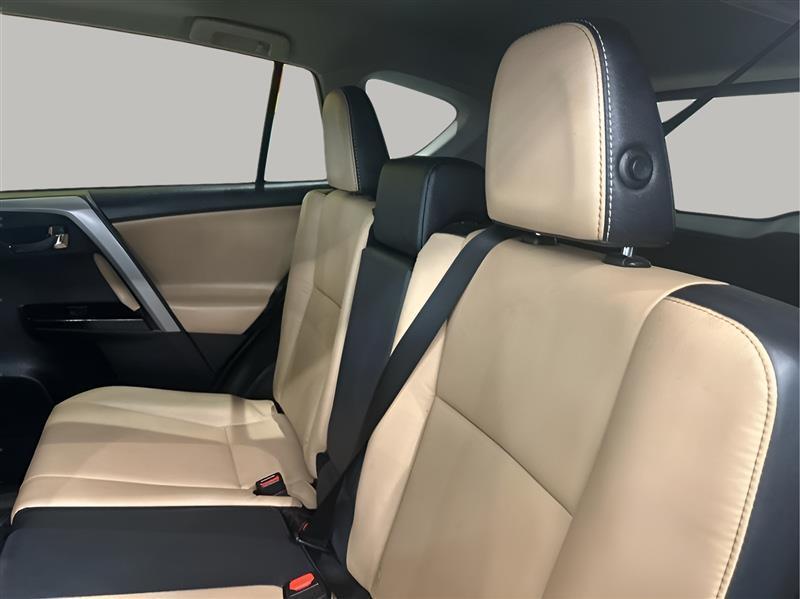 Toyota RAV4 Limited AWD 2018