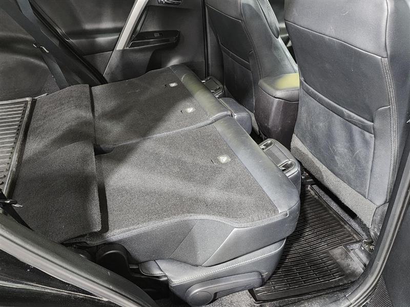 Toyota RAV4  2017