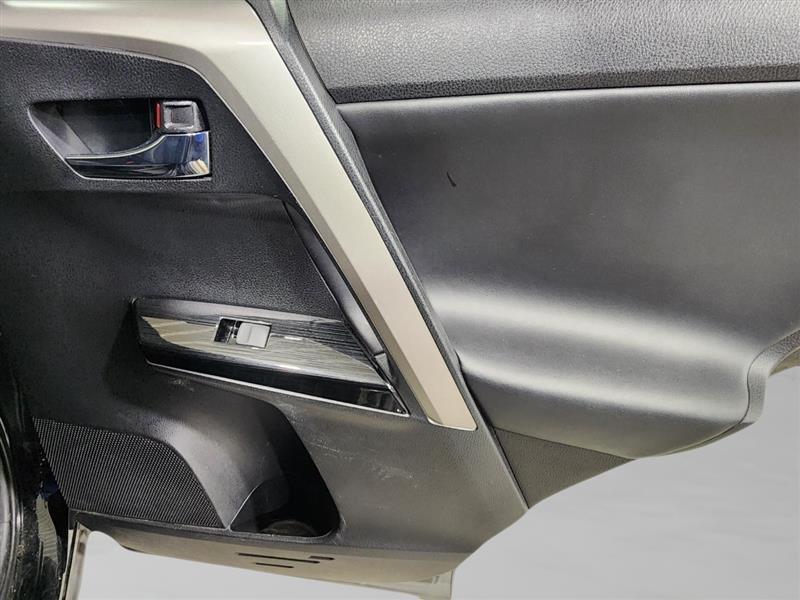 Toyota RAV4  2017