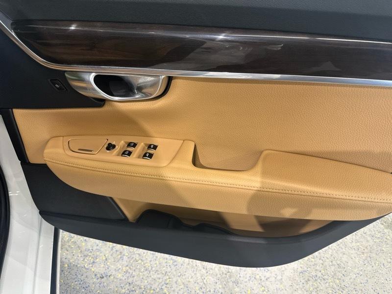 Volvo S90 T6 Momentum AWD 2018