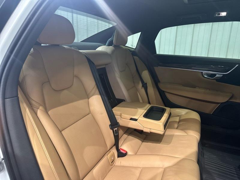 Volvo S90 T6 Momentum AWD 2018
