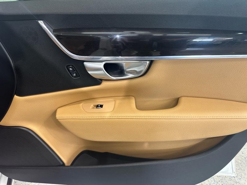 Volvo S90 T6 Momentum AWD 2018