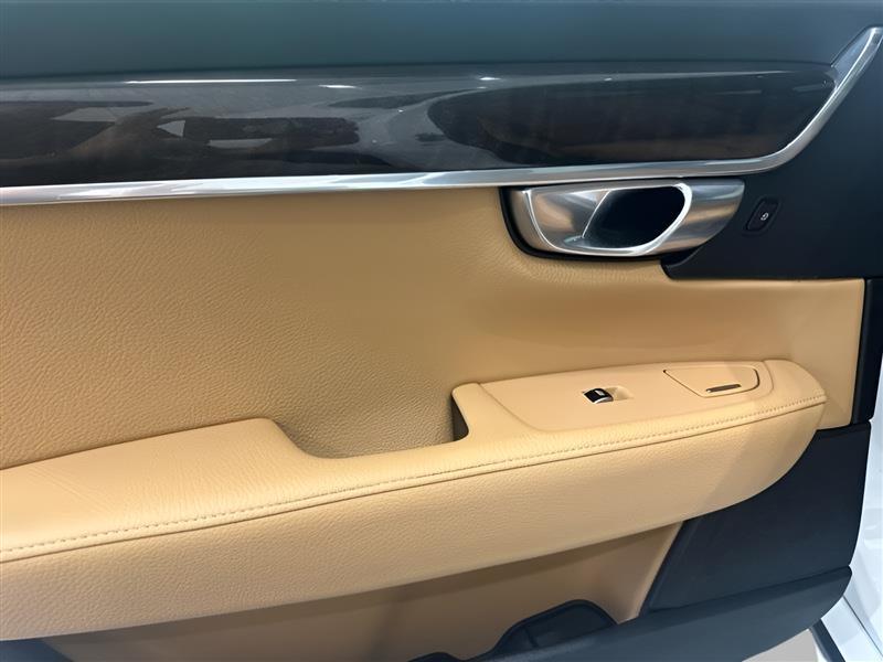 Volvo S90 T6 Momentum AWD 2018