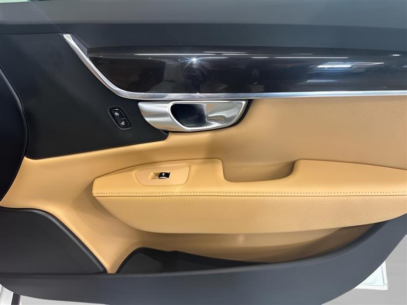 Volvo S90 T6 Momentum AWD 2018