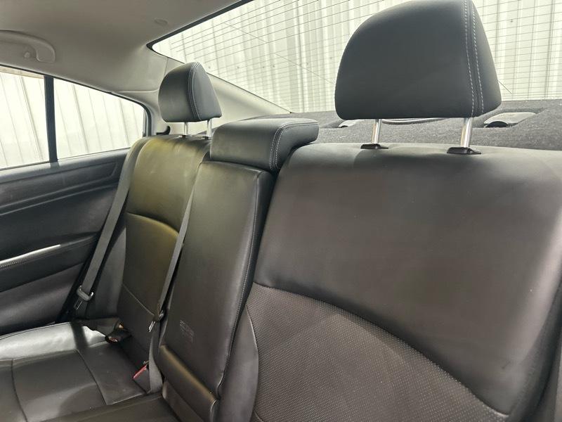 Subaru Legacy 2.5i Limited 2015