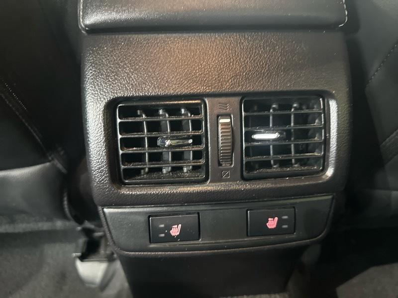Subaru Legacy 2.5i Limited 2015