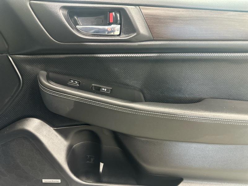Subaru Legacy 2.5i Limited 2015