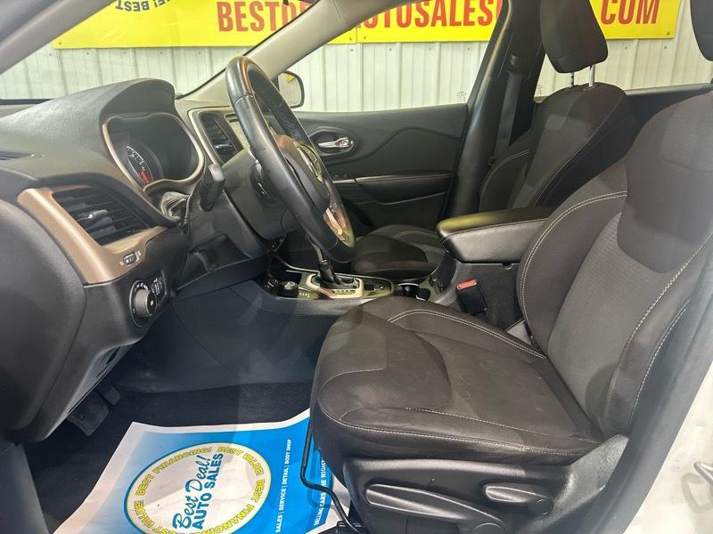 Jeep Cherokee Latitude 4WD 2016