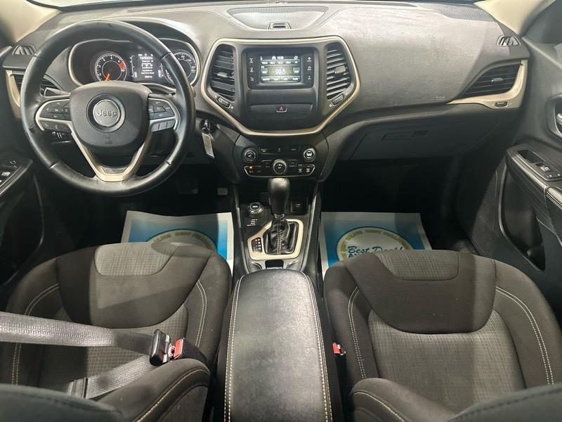 Jeep Cherokee Latitude 4WD 2016