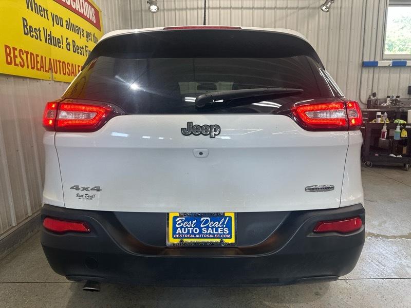 Jeep Cherokee Latitude 4WD 2016