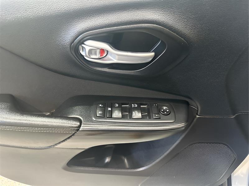 Jeep Cherokee Latitude 4WD 2016