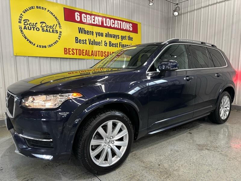 2016 Volvo XC90 T6 Momentum AWD