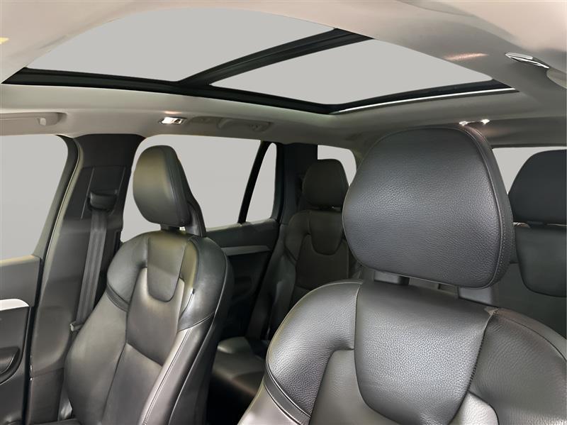 Volvo XC90 T6 Momentum AWD 2016