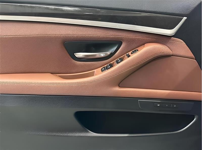 BMW 5-Series 535i xDrive 2016