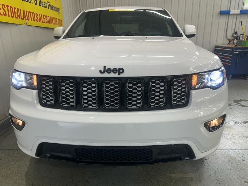 Jeep Grand Cherokee Laredo 4WD 2019