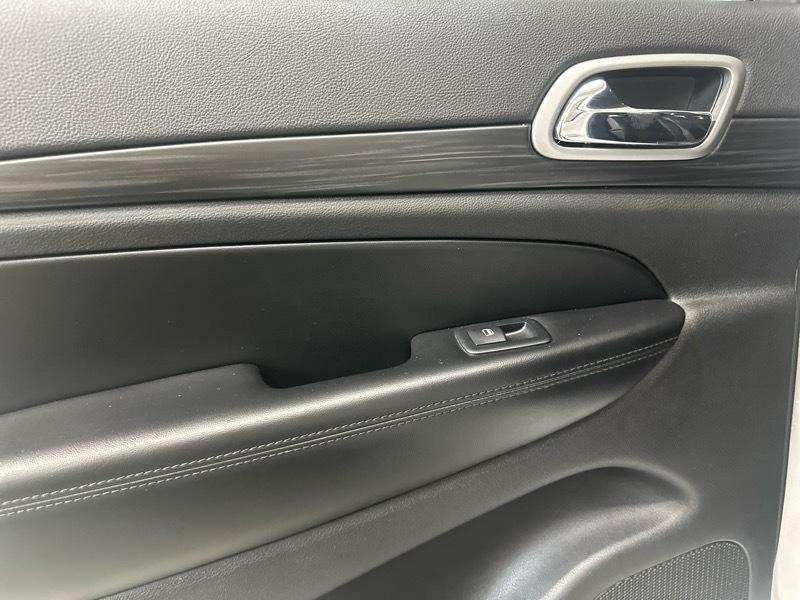 Jeep Grand Cherokee Laredo 4WD 2019