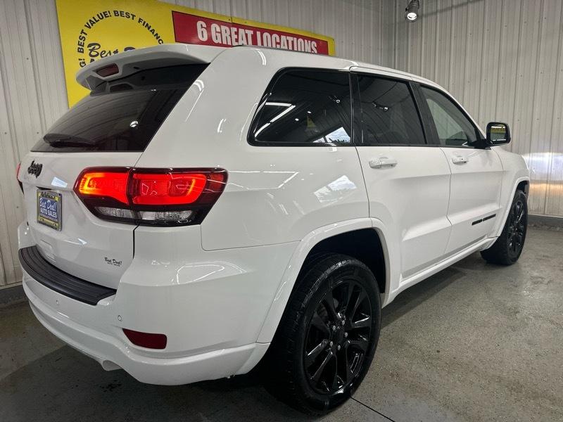 Jeep Grand Cherokee Laredo 4WD 2019