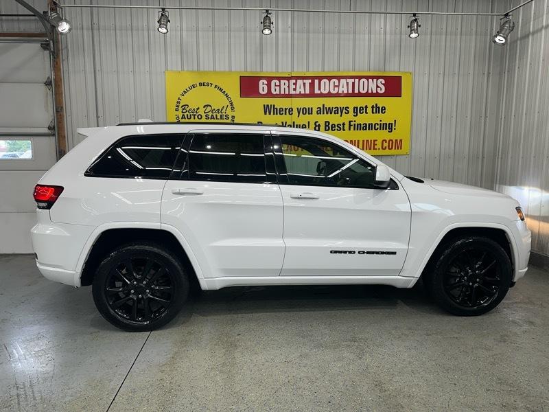 Jeep Grand Cherokee Laredo 4WD 2019