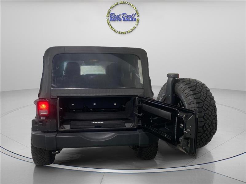 Jeep Wrangler Unlimited Sport 4WD 2013