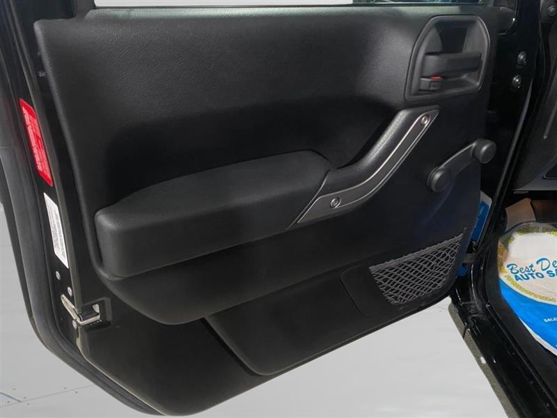 Jeep Wrangler Unlimited Sport 4WD 2013