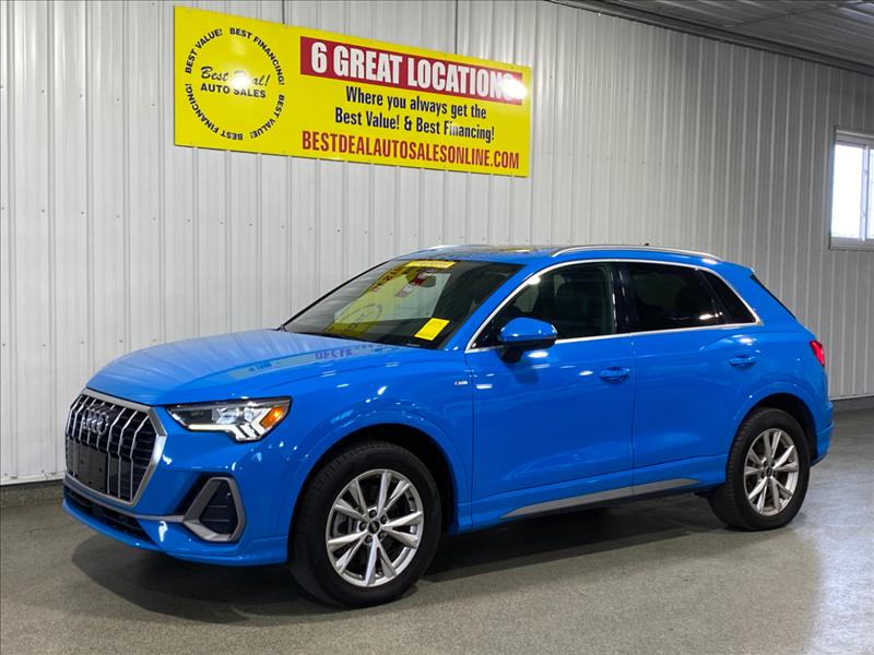 2023 Audi Q3 S line Premium quattro