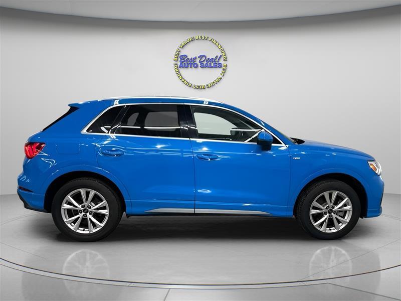 Audi Q3 S line Premium quattro 2023