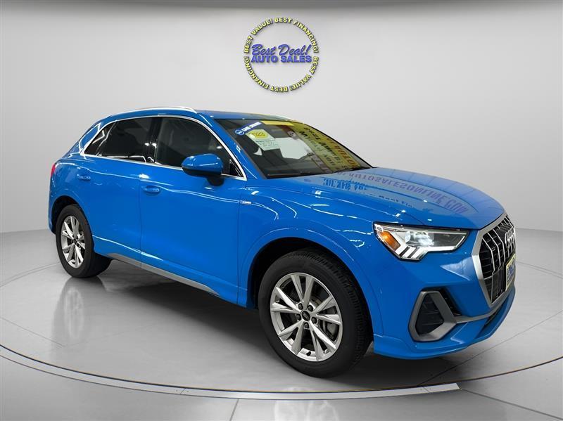 Audi Q3 S line Premium quattro 2023
