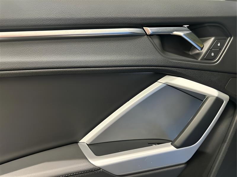 Audi Q3 S line Premium quattro 2023