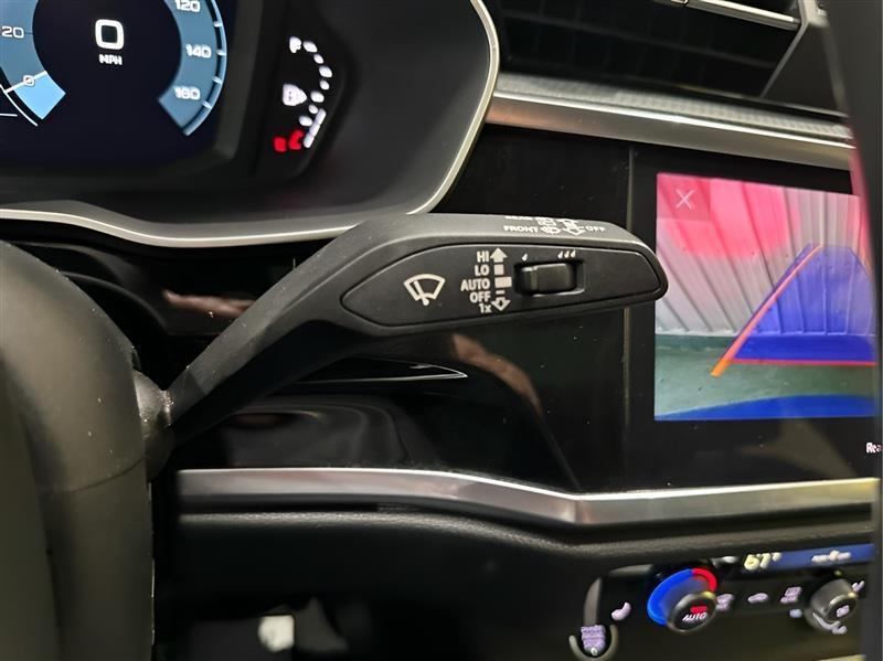 Audi Q3 S line Premium quattro 2023