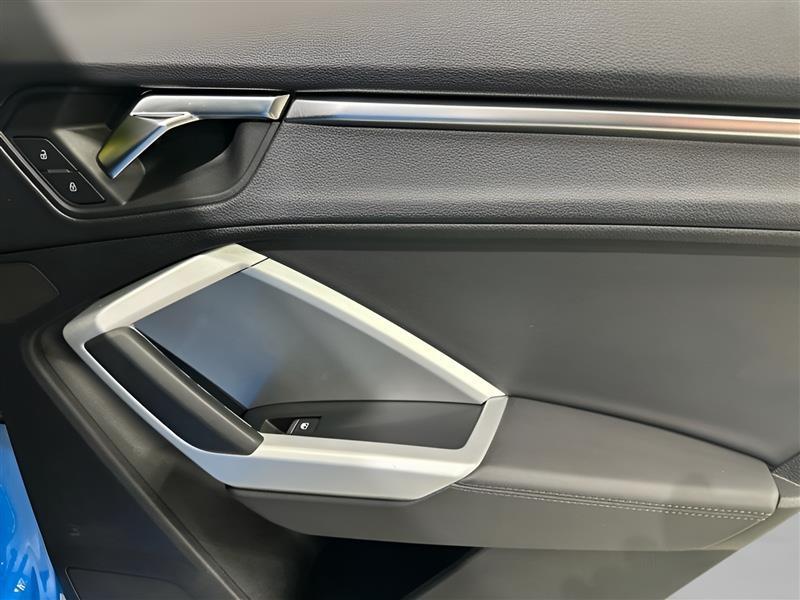 Audi Q3 S line Premium quattro 2023