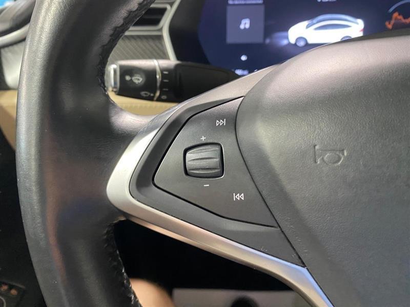 Tesla Model X 75D 2017