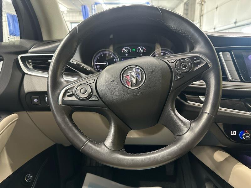 Buick Enclave Essence FWD 2020