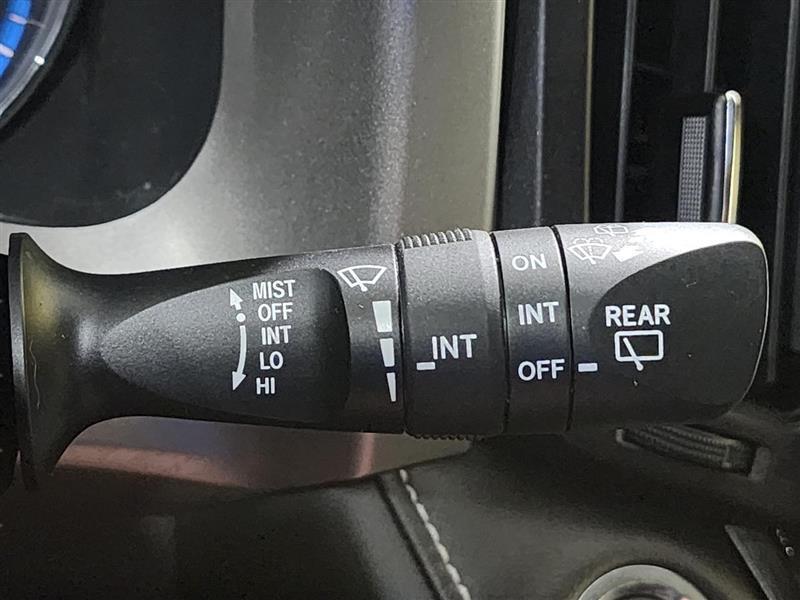 Toyota RAV4  2017