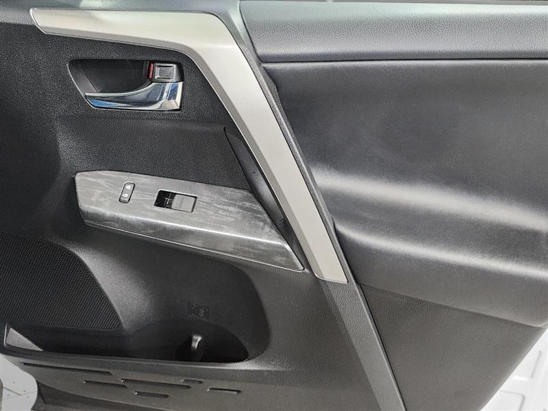Toyota RAV4  2017