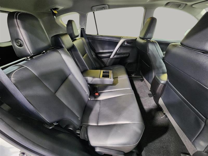 Toyota RAV4  2017