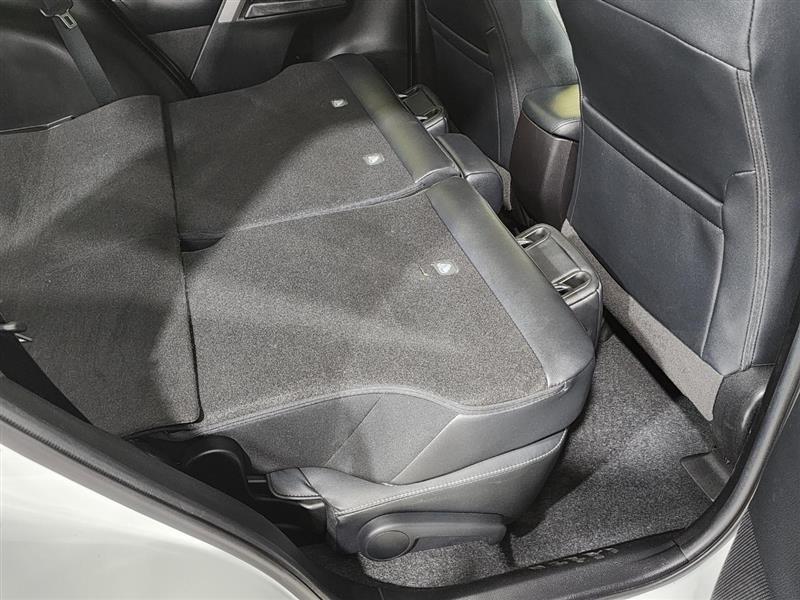 Toyota RAV4  2017
