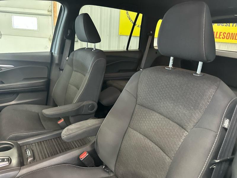 Honda Passport Sport AWD 2021