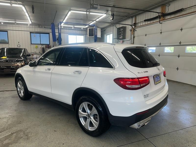 Mercedes-Benz GLC-Class GLC300 4MATIC 2017