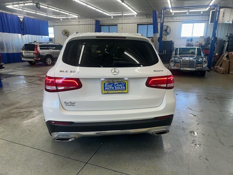 Mercedes-Benz GLC-Class GLC300 4MATIC 2017